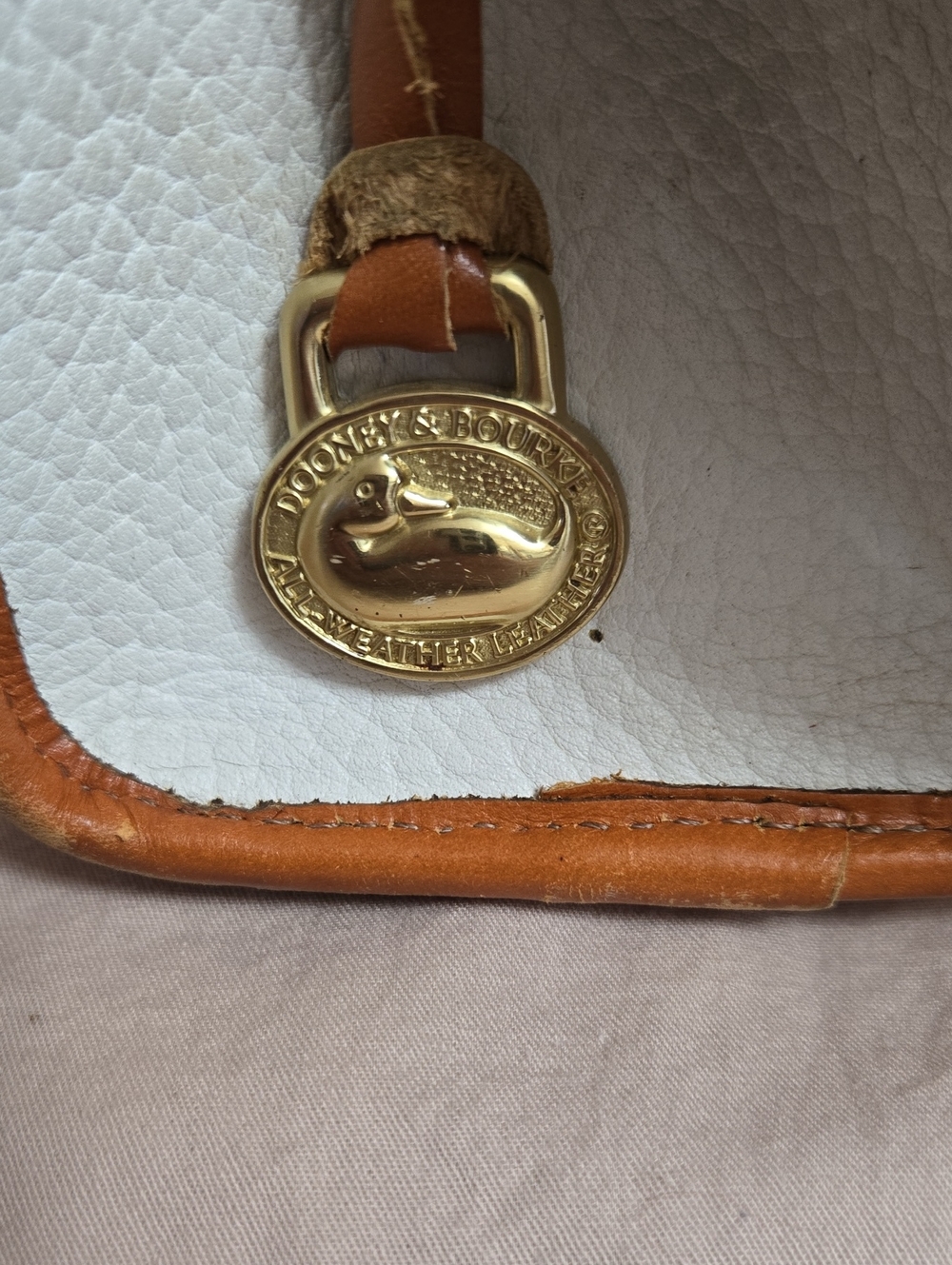 White and Tan Leather Dooney And Bourke Crossbody All Weather Leather Bag - Picture 5 of 11